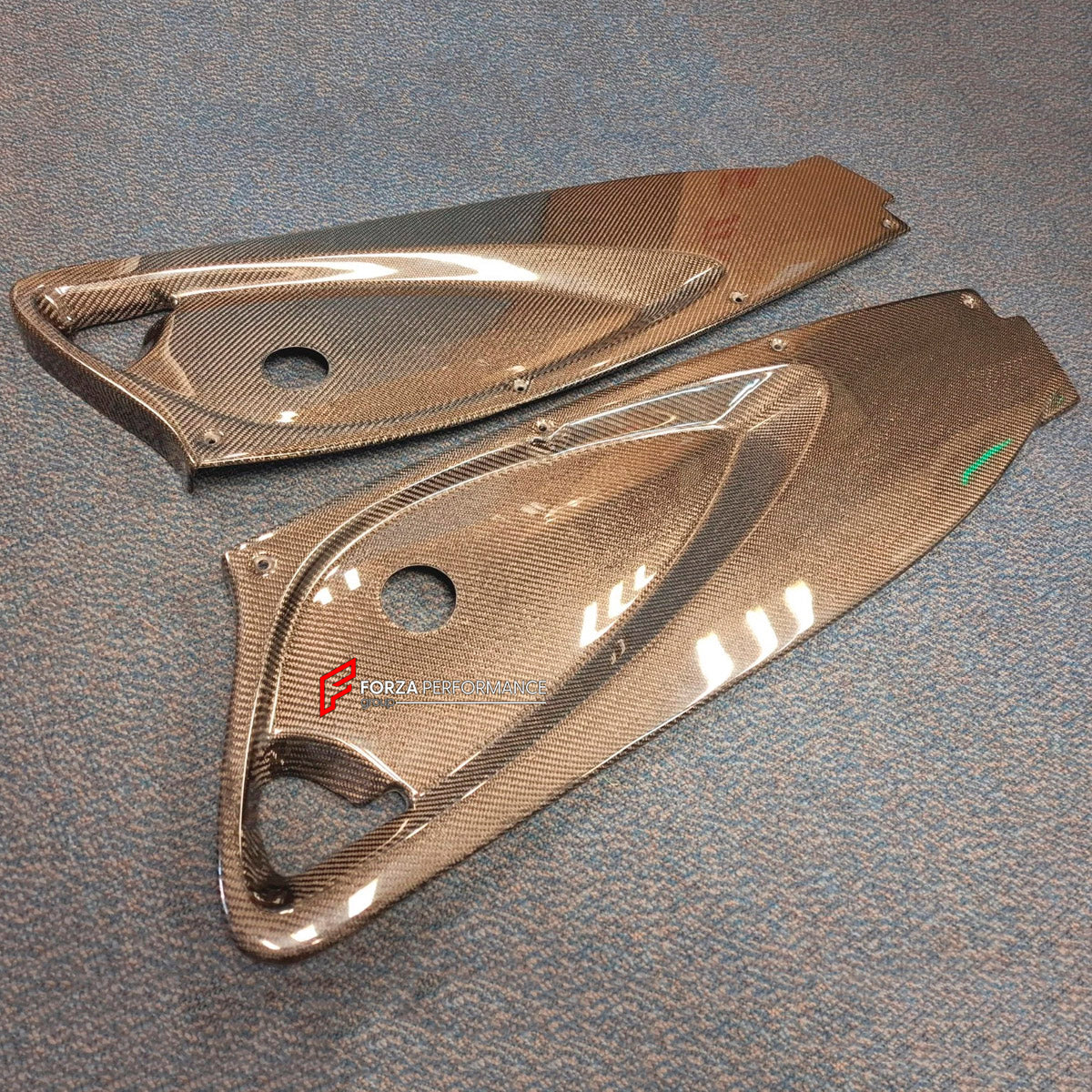 CARBON DOOR PANEL for LOTUS ELISE EXIGE II S2 2002 - 2006

Set Include:

Door Panel
Material: Carbon

Note: Professional installation is required.