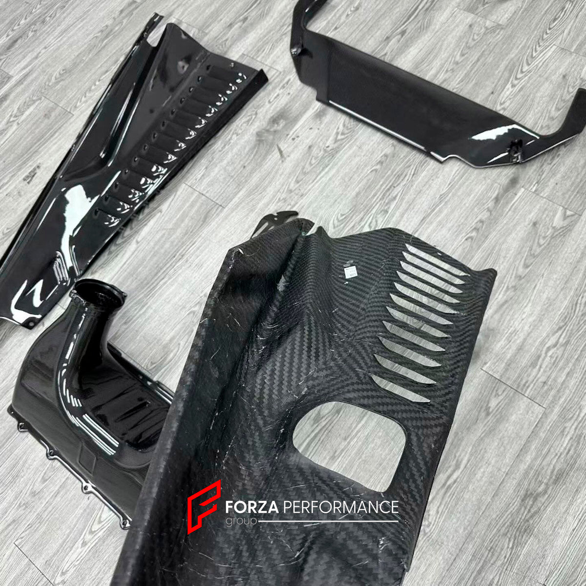 CARBON ENGINE BAY COVER PANELS for FERRARI 458 2009 - 2015

Set includes:


Engine Bay Cover Panels

Material: Carbon

NOTE: Professional installation is required.