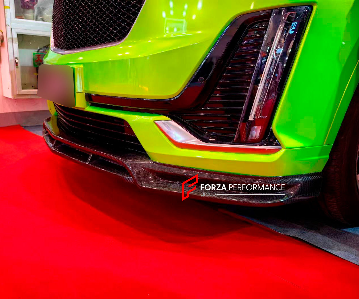 CARBON FIBER BODY KIT for CADILLAC XT6 2019+

Set include:  

Front Lip
Roof Spoiler
Rear Middle Spoiler
Rear Diffuser

Material: Carbon Fiber

NOTE: Professional installation is required. 