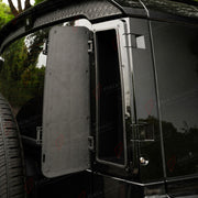 CARBON FIBER D PILLAR STORAGE BOX for LAND ROVER DEFENDER 90 110 L663 2020+
Set includes:

D Pillar Storage Box
Material: Carbon Fiber

NOTE: Professional installation is required.