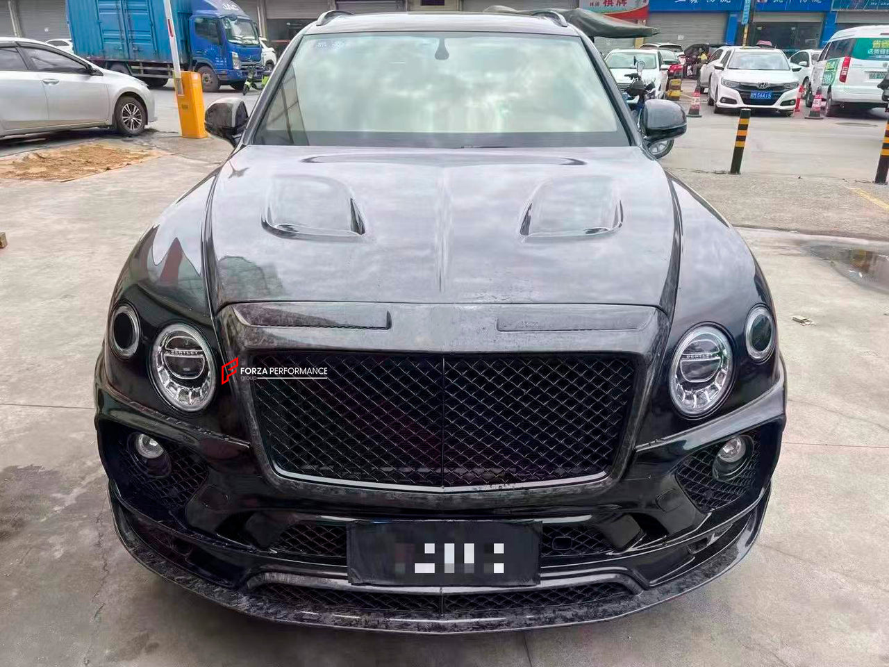 CARBON FIBER HOOD BONNET for BENTLEY BENTAYGA 2015-2020

Set includes:

Hood / Bonnet

Material: Carbon Fiber

NOTE: Professional installation is required.