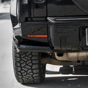 CARBON FIBER REAR SIDE SPLITTERS for LAND ROVER DEFENDER 110 L663 2020+
Set includes:

Rear Side Splitters
Material: Carbon Fiber

NOTE: Professional installation is required.