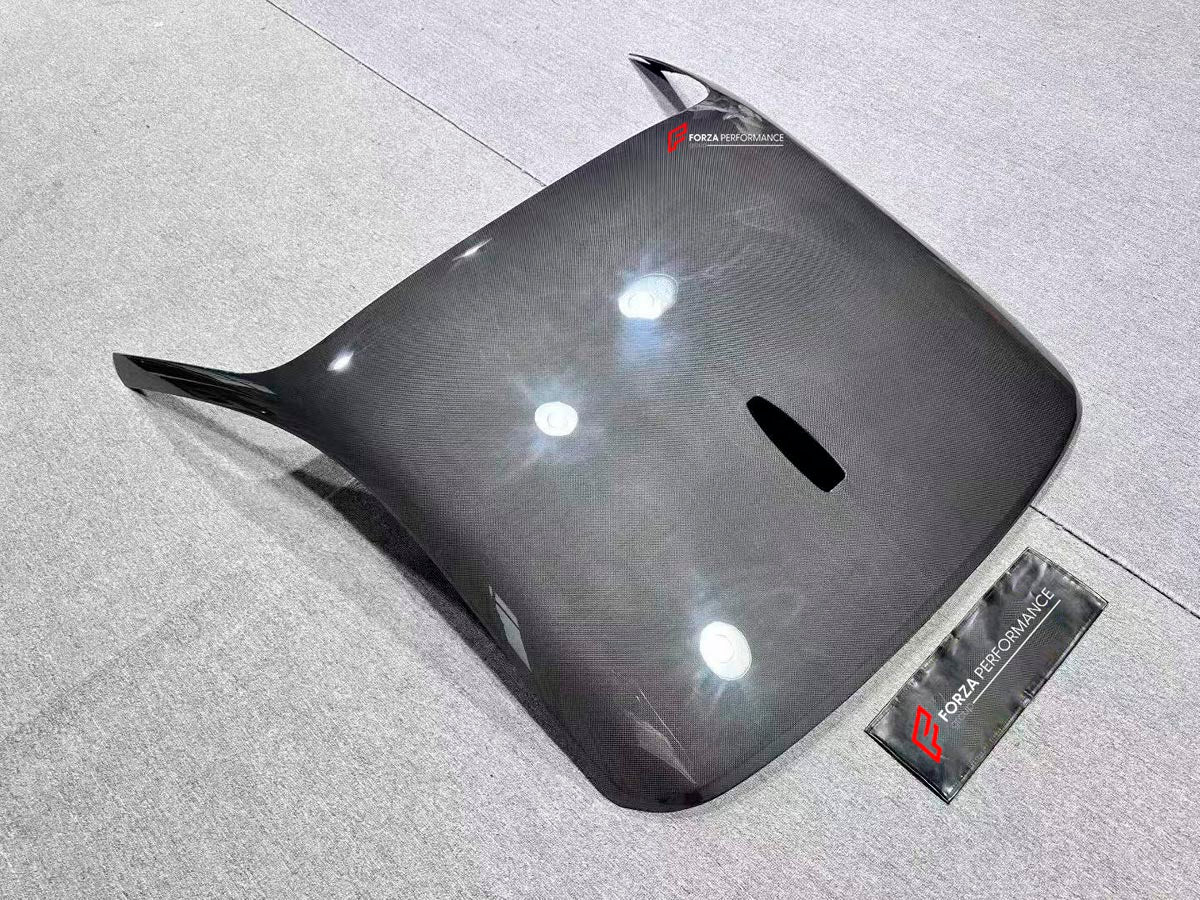DRY CARBON HARDTOP ROOF for FERRARI SF90 2019+
Set includes:

Hardtop Roof
Material: Dry Carbon

NOTE: Professional installation is required.