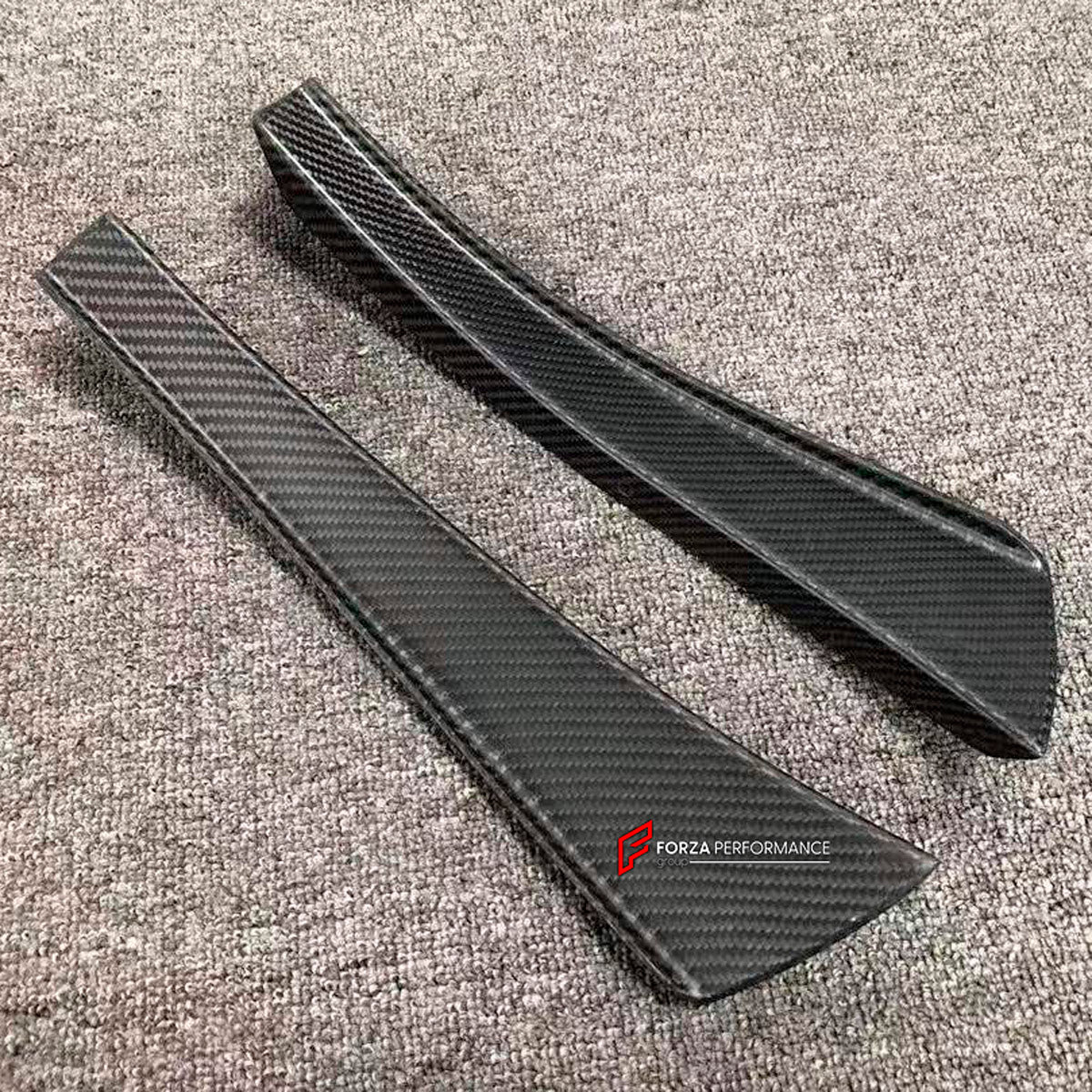 Carbon Front Bumper Canards for Porsche 911 992 GT3 2019+
Set includes:

Front Bumper Canards
Material: Carbon

NOTE: Professional installation is required.