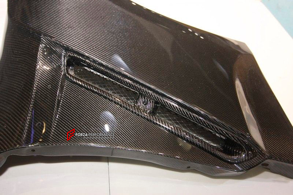 Carbon Front Fender for Nissan GT-R R35
Set includes:

Front Fender
Material: Carbon

NOTE: Professional installation is required.