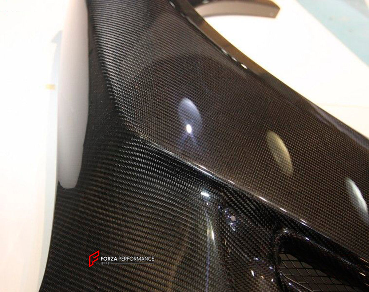 Carbon Front Fender for Nissan GT-R R35
Set includes:

Front Fender
Material: Carbon

NOTE: Professional installation is required.