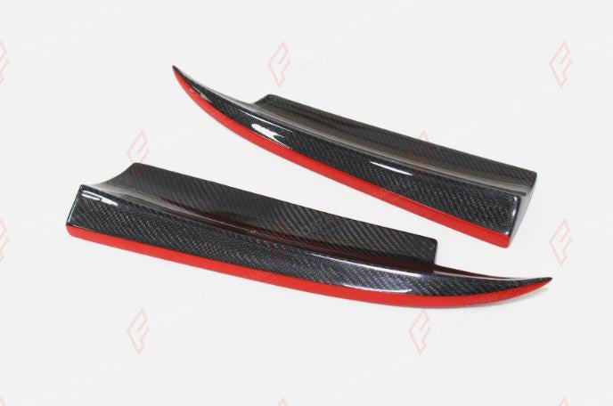 CARBON FRONT SPLITTERS for MERCEDES BENZ CLA W117 2013 - 2019
Set includes:

Front Splitters
Material: Carbon

NOTE: Professional installation is required.