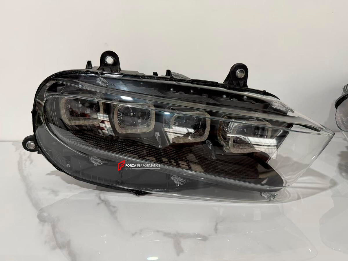 CARBON HEADLIGHTS for BUGATTI CHIRON 2015 - 2022
Set includes:

Left Headlight
Right Headlight
Material: Carbon

NOTE: Professional installation is required.
