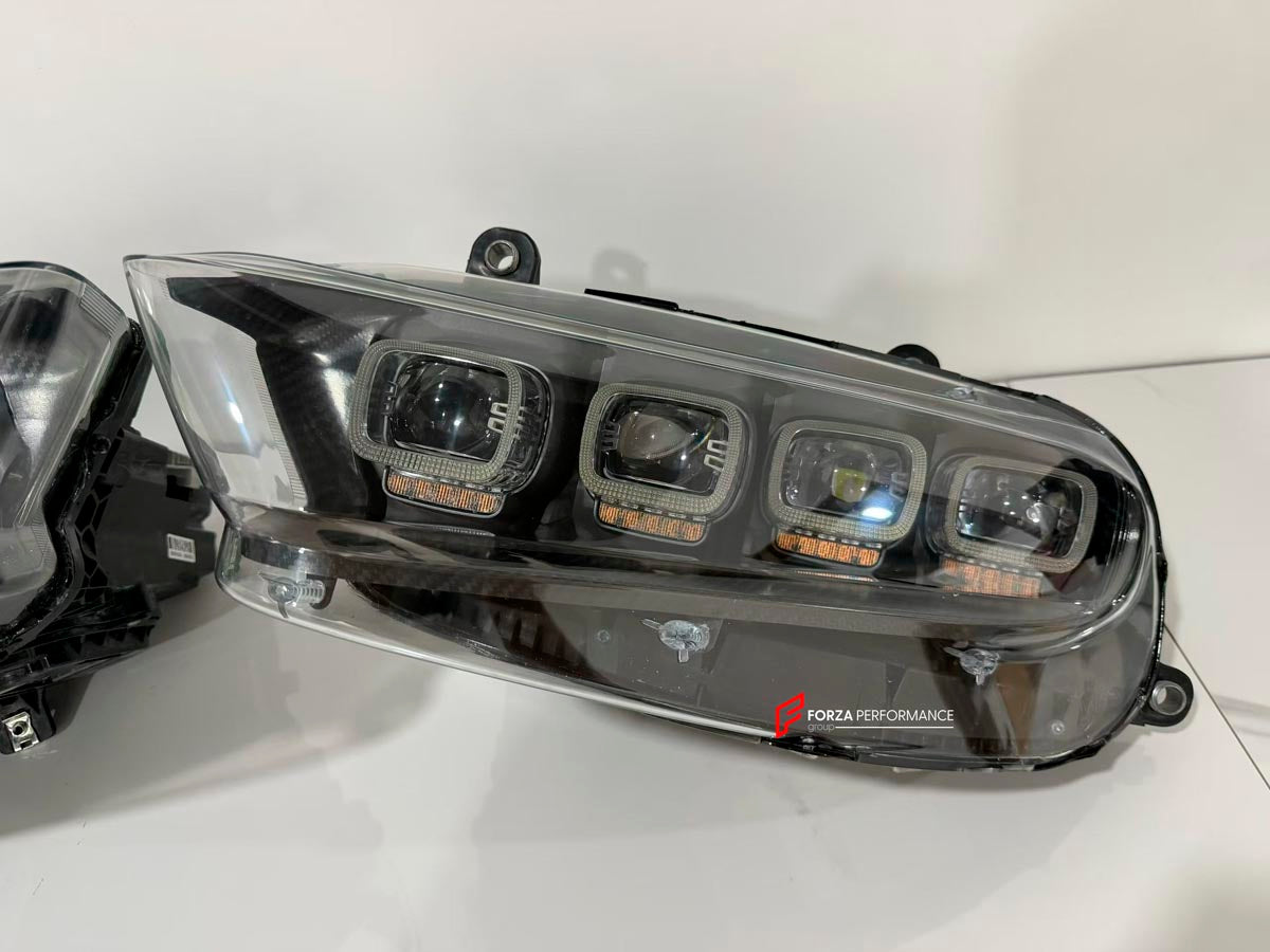 CARBON HEADLIGHTS for BUGATTI CHIRON 2015 - 2022
Set includes:

Left Headlight
Right Headlight
Material: Carbon

NOTE: Professional installation is required.