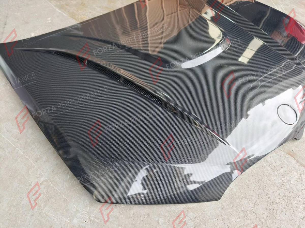 CARBON HOOD BONNET for BMW X5 G05 X6 G06 2018 - 2023

Set includes:
Hood Bonnet

Material: Carbon

NOTE: Professional installation is required.