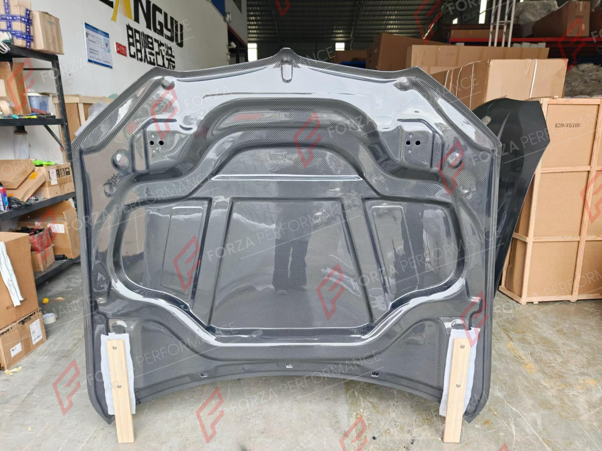 CARBON HOOD BONNET for BMW X5 G05 X6 G06 2018 - 2023

Set includes:
Hood Bonnet

Material: Carbon

NOTE: Professional installation is required.