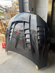 CARBON HOOD BONNET for TOYOTA SUPRA V A90 A91 2019 - 2026 FORZA PERFORMANCE custom fit TV Style

Set includes:
Hood Bonnet

Material: Carbon

NOTE: Professional installation is required.