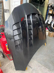 CARBON HOOD BONNET for TOYOTA SUPRA V A90 A91 2019 - 2026 FORZA PERFORMANCE custom fit TV Style

Set includes:
Hood Bonnet

Material: Carbon

NOTE: Professional installation is required.