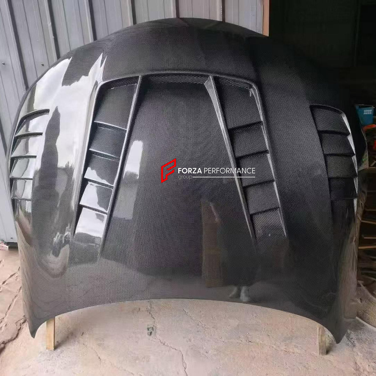 CARBON HOOD BONNET for TOYOTA SUPRA V A90 A91 2019 - 2026 FORZA PERFORMANCE custom fit TV Style

Set includes:
Hood Bonnet

Material: Carbon

NOTE: Professional installation is required.