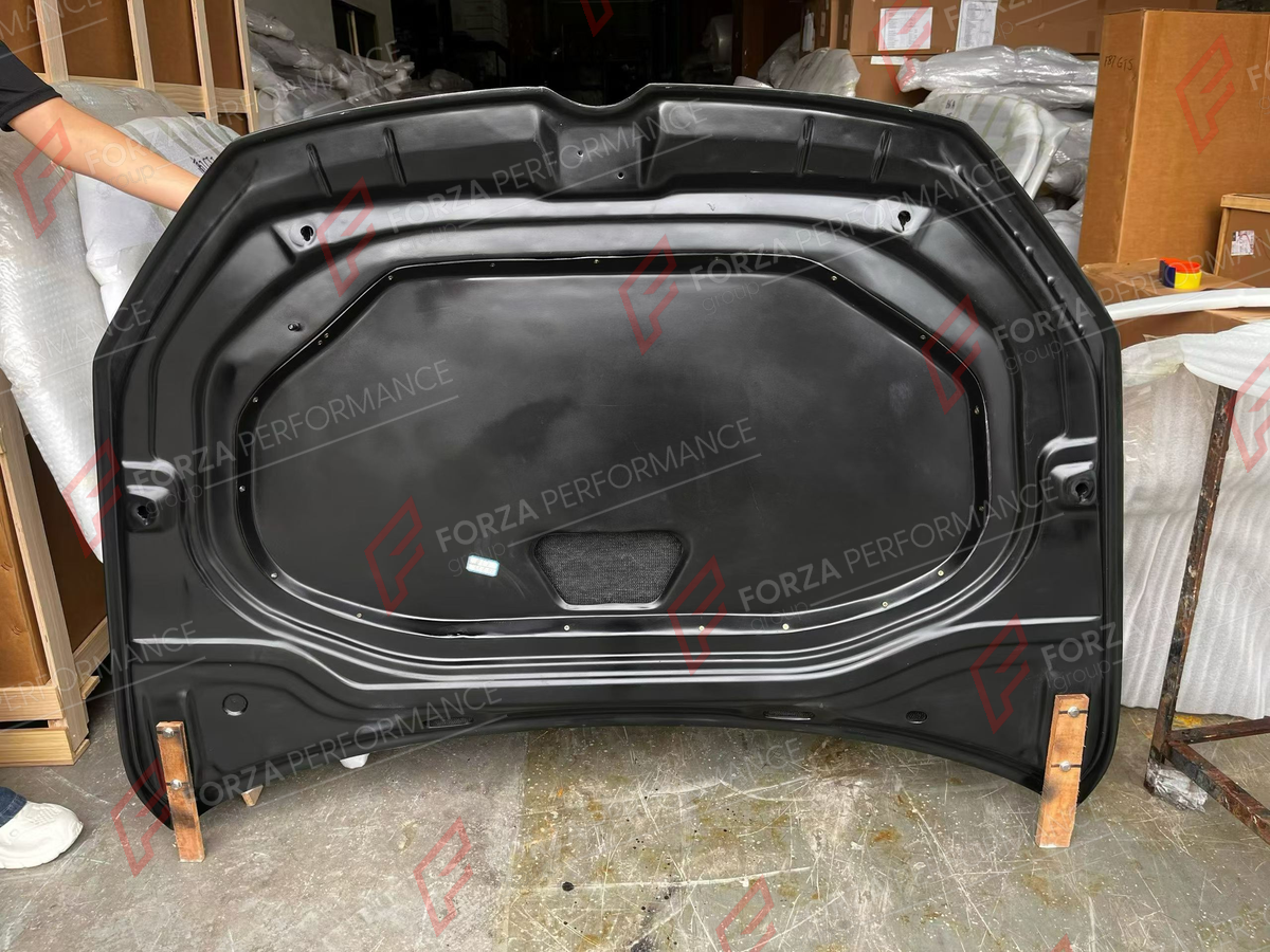 CARBON HOOD BONNET for VOLKSWAGEN GOLF GTI MK7 2013 - 2020

Set includes:
Hood Bonnet

Material: Carbon

NOTE: Professional installation is required.