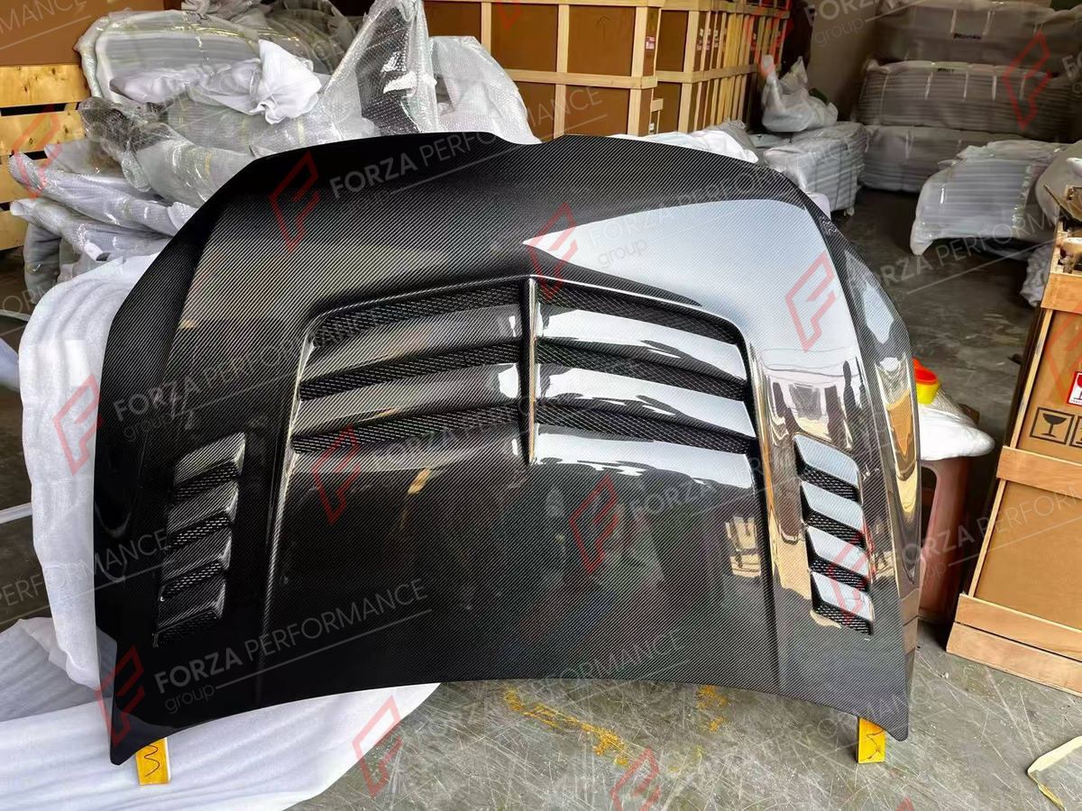 CARBON HOOD BONNET for VOLKSWAGEN GOLF MK7 5G 2012 - 2020 FORZA PERFORMANCE custom fit V Style

Set includes:
Hood Bonnet

Material: Carbon

NOTE: Professional installation is required.