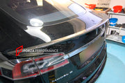 CARBON LIP SPOILER for TESLA MODEL S
Set includes:

Lip Spoiler
Material: Carbon

NOTE: Professional installtion is required.