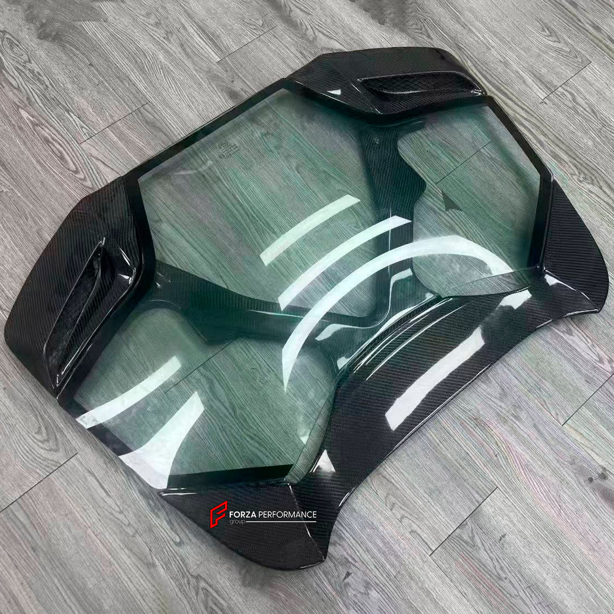 CARBON Rear Engine Hood Cover for Ferrari 488 GTB 2015 - 2020
Set includes:

Rear Engine Hood Cover
Material: Carbon

NOTE: Professional installation is required.