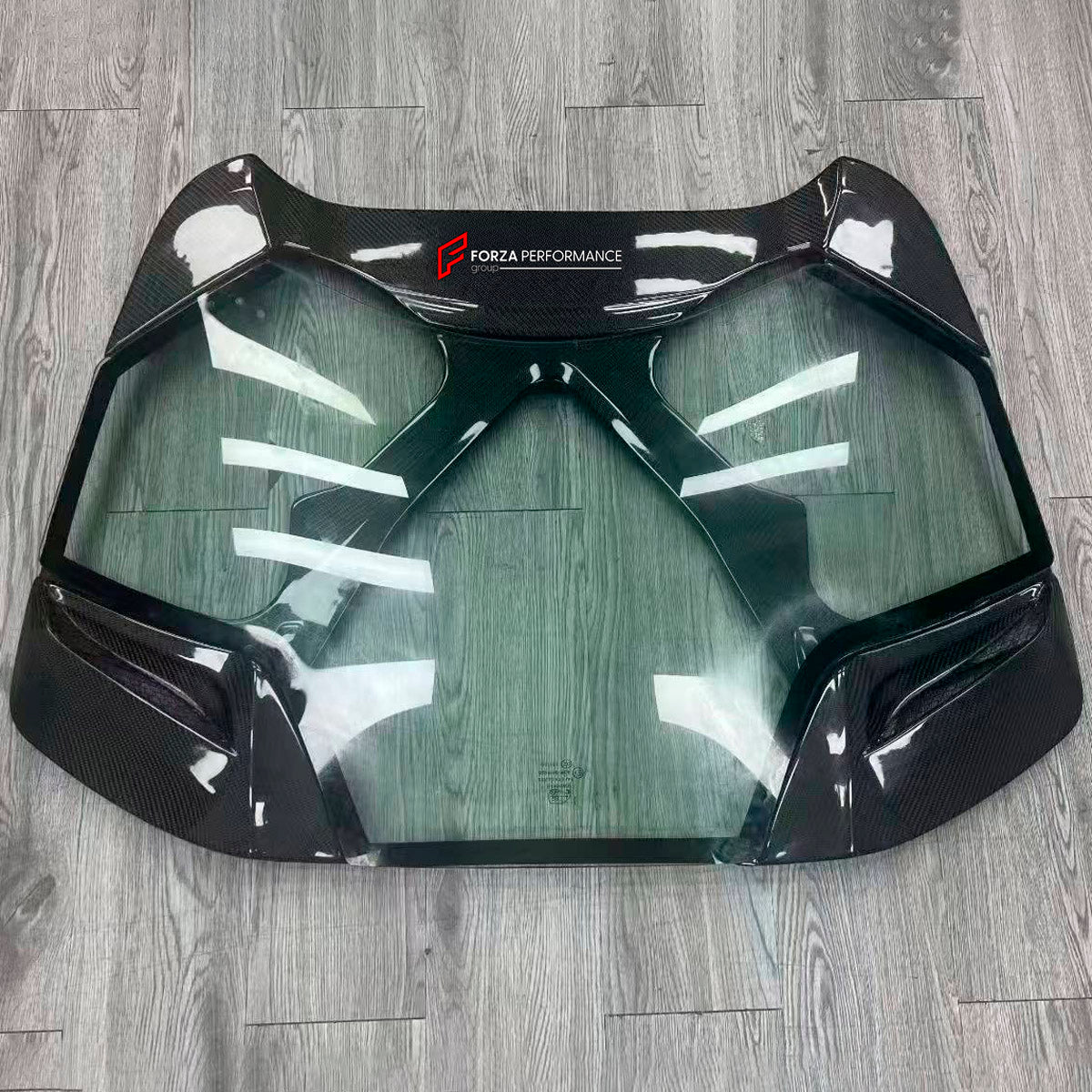 CARBON Rear Engine Hood Cover for Ferrari 488 GTB 2015 - 2020
Set includes:

Rear Engine Hood Cover
Material: Carbon

NOTE: Professional installation is required.