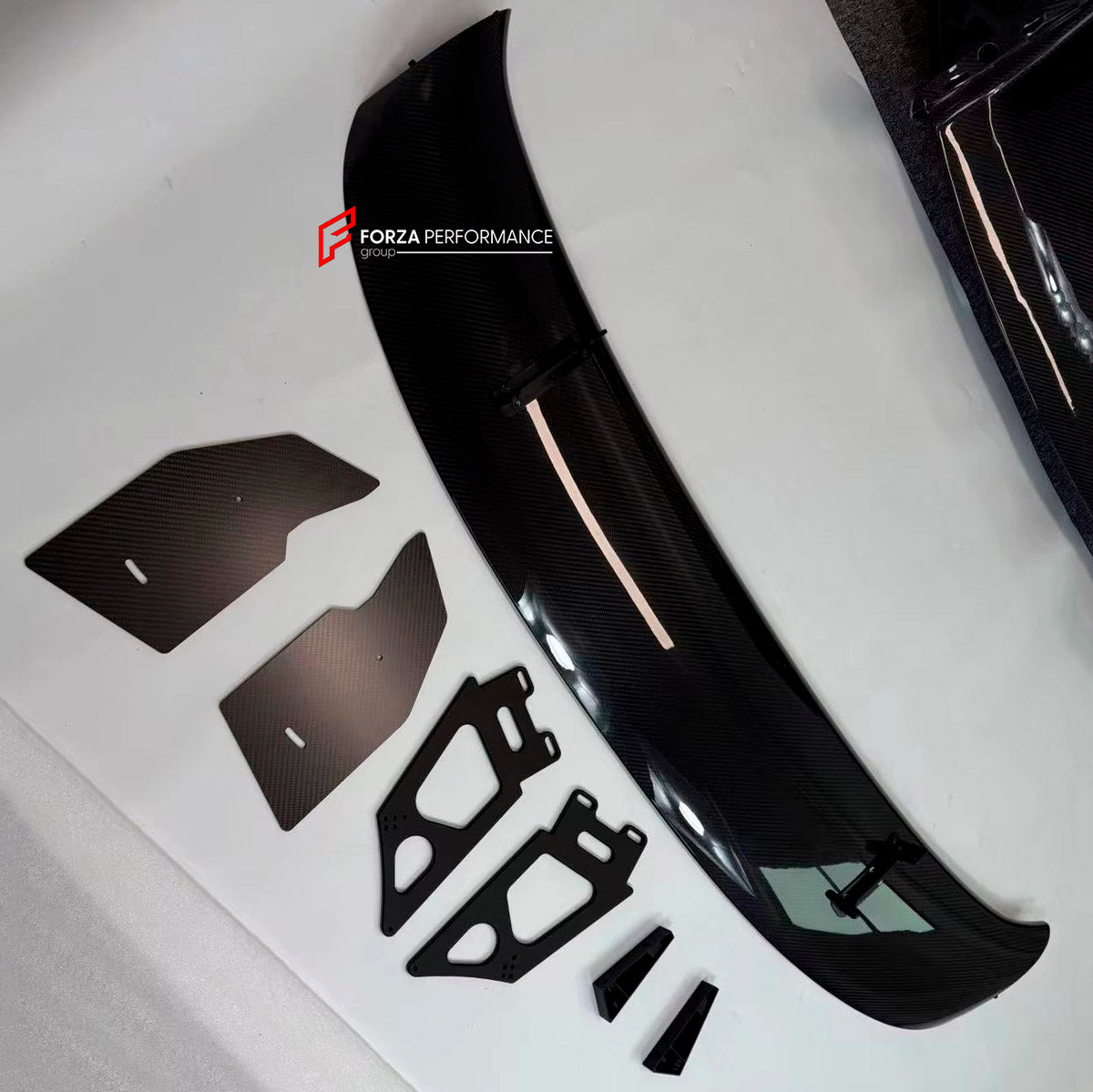 Carbon Rear Spoiler Wing for BMW M4 F82 2014 - 2020
Set includes:

Rear Spoiler Wing
Material: Carbon

NOTE: Professional installation is required.