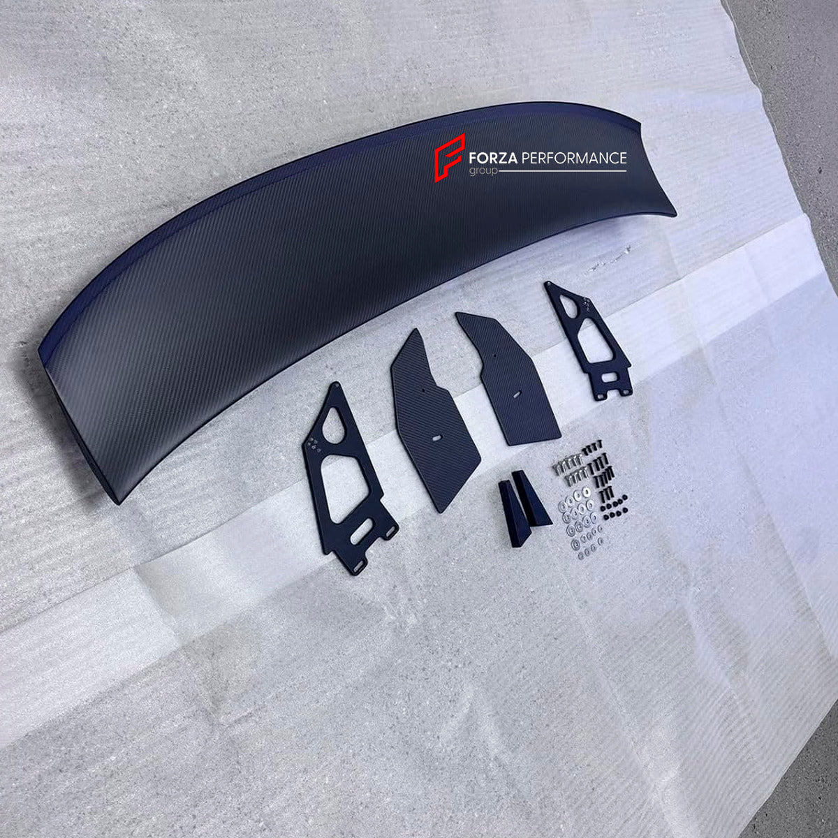 Carbon Rear Spoiler Wing for BMW M4 F82 2014 - 2020
Set includes:

Rear Spoiler Wing
Material: Carbon

NOTE: Professional installation is required.