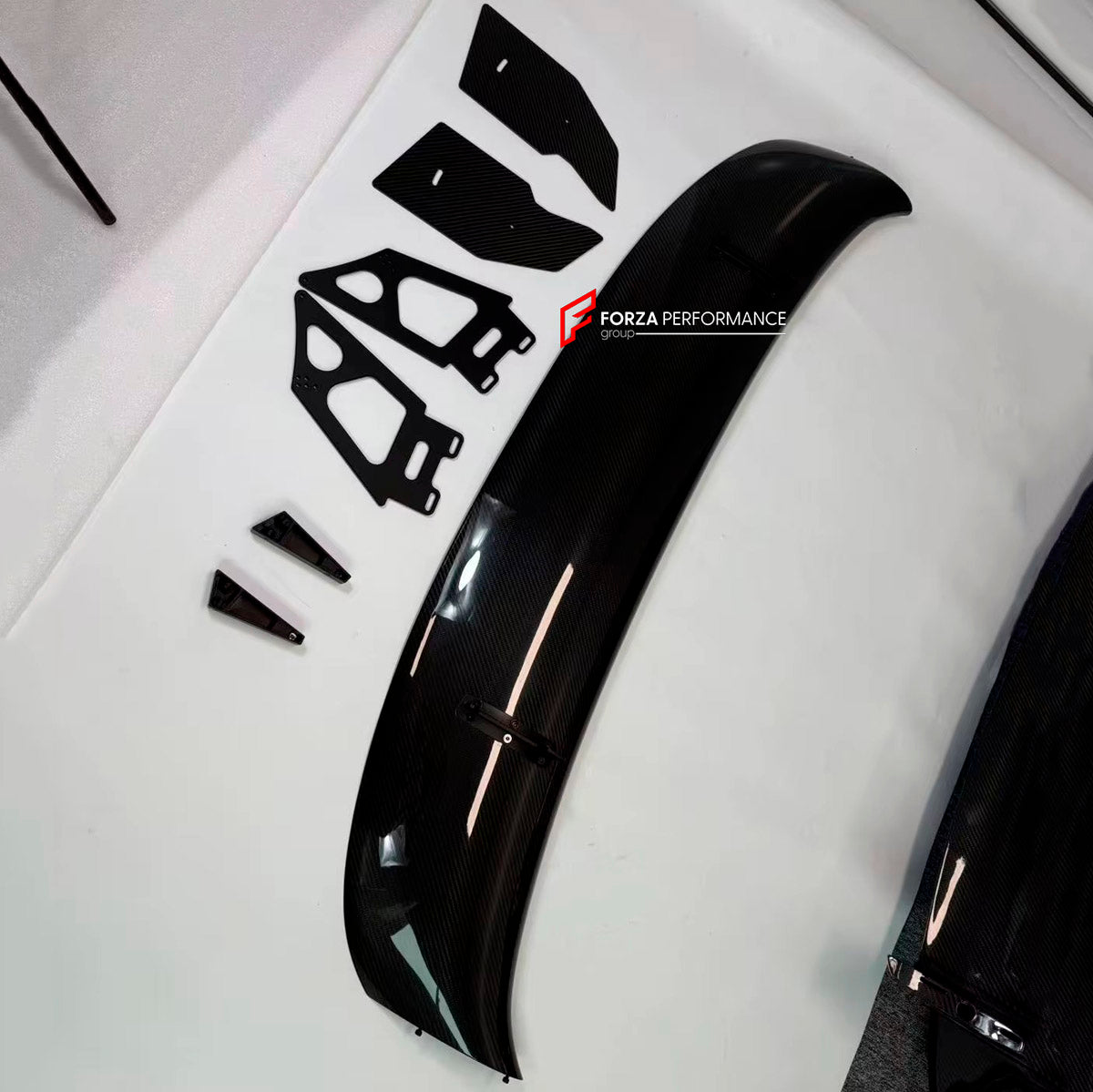 Carbon Rear Spoiler Wing for BMW M4 F82 2014 - 2020
Set includes:

Rear Spoiler Wing
Material: Carbon

NOTE: Professional installation is required.