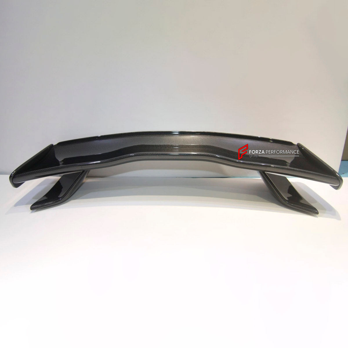 Carbon Rear Spoiler Wing for Lotus Evora S GT4 2010 - 2015
Set includes:

Rear Spoiler Wing
Material: Carbon

NOTE: Professional installation is required.