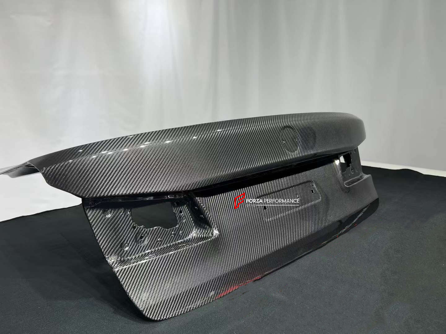 CARBON REAR TRUNK FOR BMW M5 F90 2018-2023