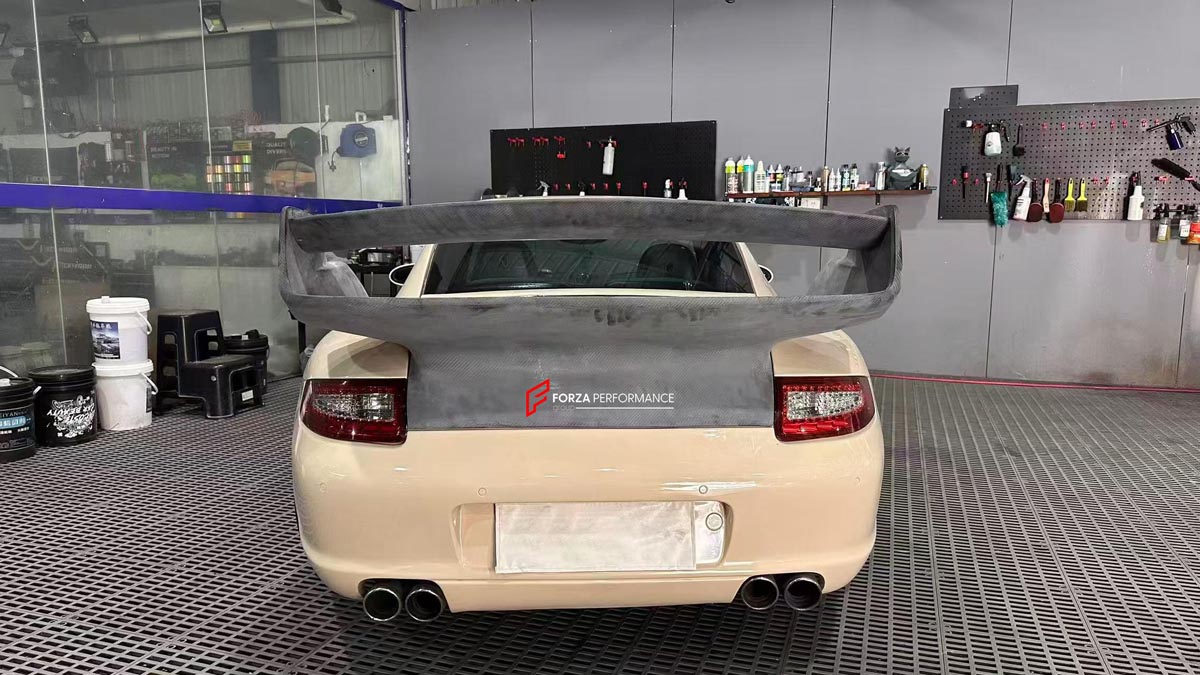CARBON REAR WING SPOILER for PORSCHE 911 997 CARRERA 2004 - 2013
Set includes:

Rear Wing Spoiler
Material: Carbon

NOTE: Professional installation is required.