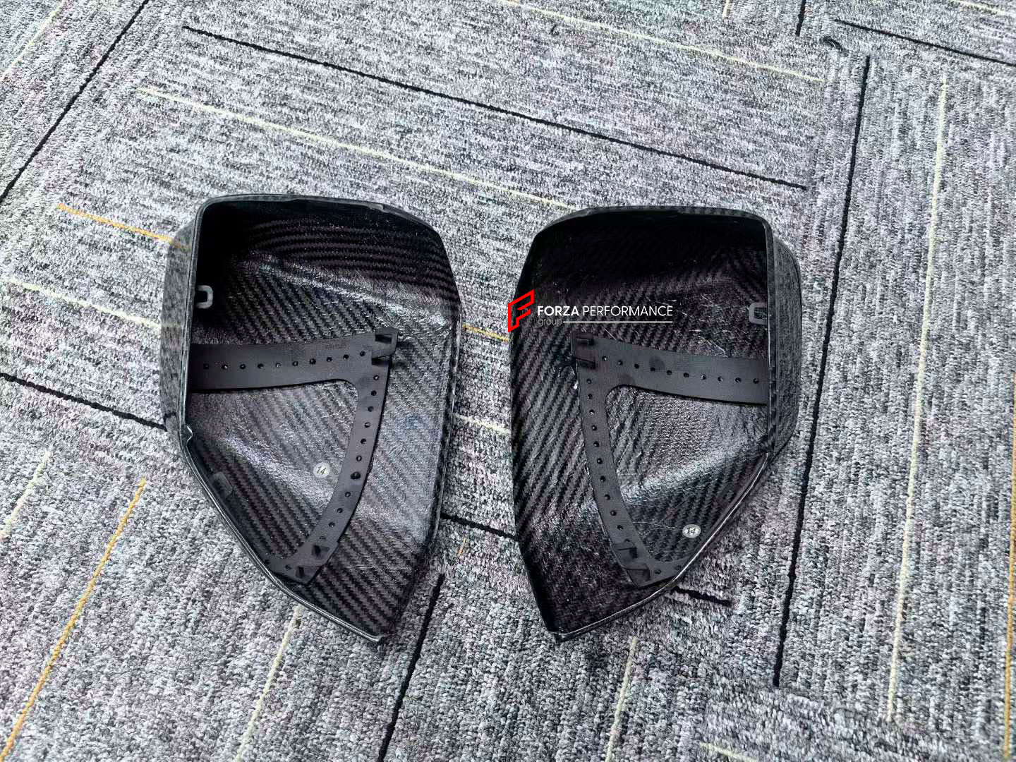 CARBON REPLACEMENT SIDE MIRROR COVERS for LAMBORGHINI REVUELTO 2023+

Set includes:

Side Mirror Covers

Material: Dry Carbon

NOTE: Professional installation is required.