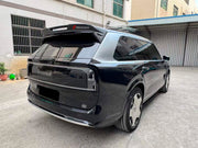 CARBON ROOF SPOILER AND REAR MIDDLE SPOILER for ZEEKR 9X 2025+
Set includes:

Roof Spoiler
Rear Middle Spoiler
Material: Carbon

NOTE: Professional installation is required.