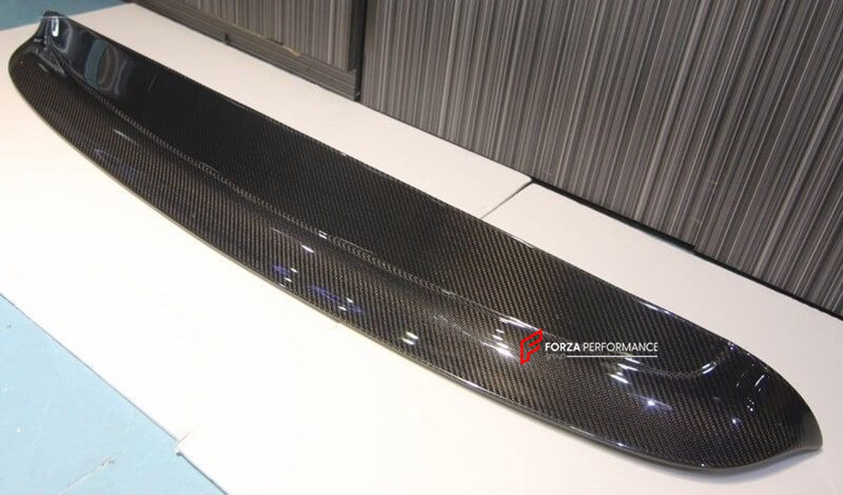 CARBON ROOF SPOILER for Porsche Macan FR003
Set includes:

Roof Spoiler
Material: Carbon

NOTE: Professional installation is required.