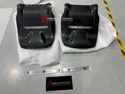 CARBON SEAT BACK COVERS for MERCEDES BENZ G CLASS G500 G63 G400 W464 W463A

Set includes:

Seat Back Covers

Material: Real Carbon

Note: Professional installation is required
