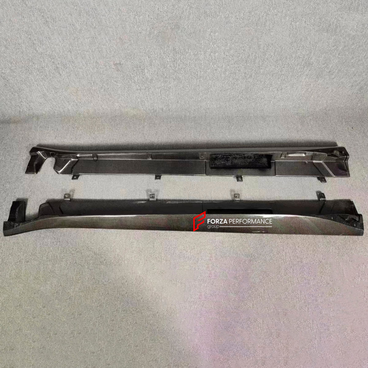 CARBON Side Skirts for Aston Martin Vantage AM6 2018 - 2024
Set includes:

Side Skirts
Material: Carbon

NOTE: Professional installation is required.