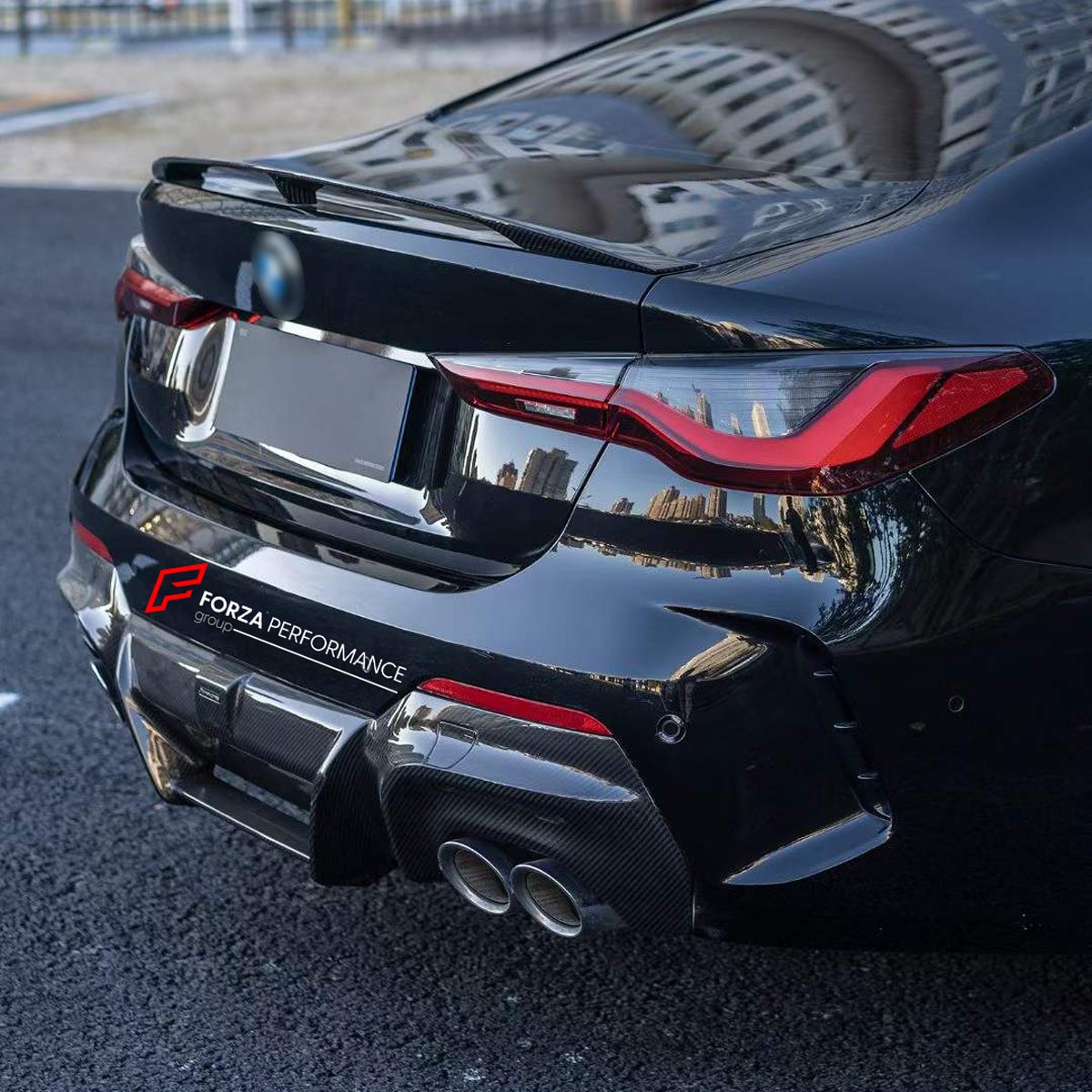 CARBON SIDE SKIRTS REAR DIFFUSER REAR SPOILER for BMW 4 SERIES G22 COUPE CONVERTIBLE M440i 430i XDRIVE 2020 - 2024 FORZA PERFORMANCE Custom fit Dry Carbon Achen Cybe Achencybe Design Style
Set includes:

Side Skirts
Rear Diffuser
Rear Spoiler
Material: Carbon

NOTE: Professional installation is required.