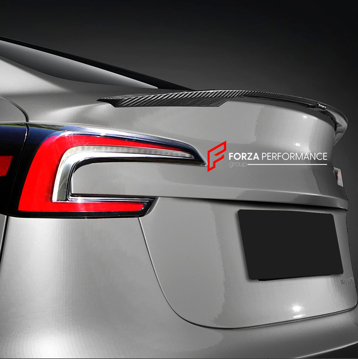 Carbon Spoiler for TESLA MODEL 3 FACELIFT 2023+
Set includes:

Spoiler
Material: Carbon

NOTE: Professional installation is required.