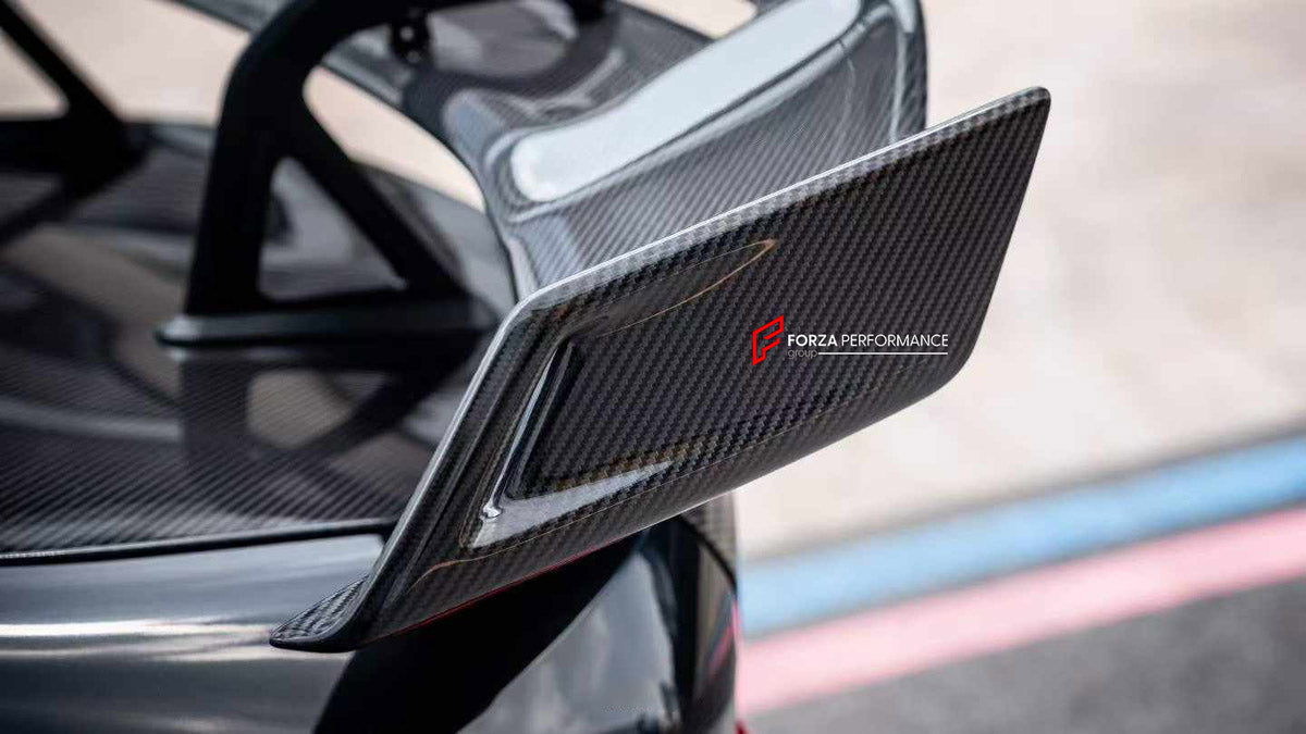 CARBON TRUNK LID AND REAR SPOILER WING for BMW M3 G80 2020 - 2022

Set includes:
Rear Spoiler Wing
Trunk Lid

Material: Carbon

NOTE: Professional installation is required.