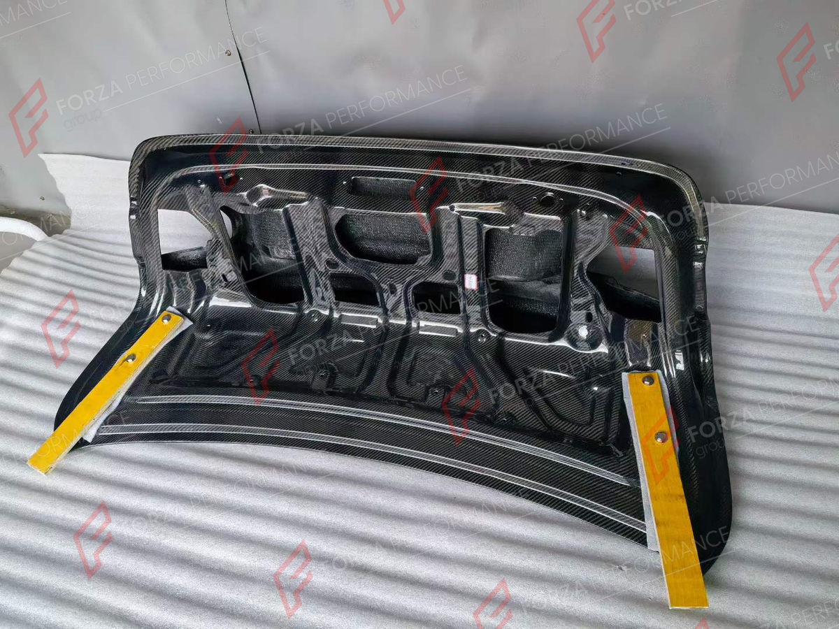CARBON TRUNK LID for BMW 3 SERIES F30 2012 - 2018 FORZA PERFORMANCE custom fit CSL

Set includes:
Trunk Lid

Material: Carbon

NOTE: Professional installation is required.