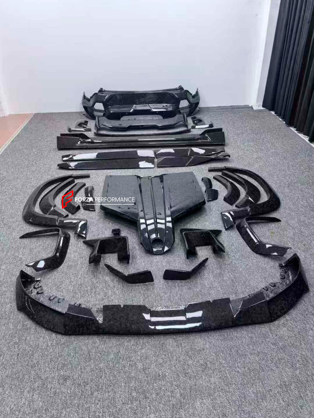 CARBON WIDE BODY KIT for BMW XM G09 2023+

Set includes:

Front Lip
Front Bumper Trims
Hood / Bonnet Cover
Side Mirror Covers
Fender Flares
Side Skirts
Roof Spoiler
Rear Spoiler
Rear Bumper Trims
Rear Diffuser

Material: Carbon Fiber

Note: Professional installation is required.

Contact us for pricing.
