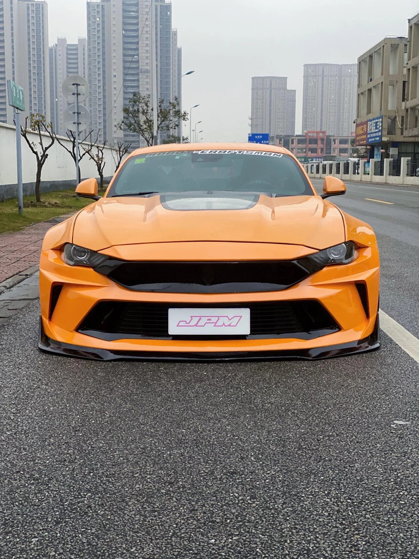 CARBON WIDE BODY KIT for FORD MUSTANG S550 2015 - 2023

Set includes:

Front Lip
Front Bumper Assembly

Hood / Bonnet
Roof Cover
Front Fenders
Side Skirts
Rear Fenders

Rear Window Cover
Trunk Cover
Rear Wing Spoiler
Rear Diffuser

Material:&nbsp;Wet Carbon with Fiberglass

NOTE:&nbsp;Professional installation is required. Exhaust modifying is required. Need to move the rear fog/reverse light.

Recommended Wheels size:

Front:&nbsp;20 x 9.5 ET -60

Rear:&nbsp;20 x 11.5 ET -55

Why “Contact Us for Pricing”?
