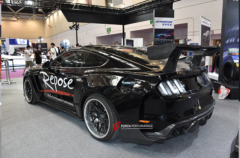 CARBON WIDE BODY KIT for FORD MUSTANG SHELBY GT500 III 2020 - 2023

Set Include:

Front Lip
Front Bumper
Hood Bonnet
Fenders
Side Skirts
GT Wing Spoiler
Rear Diffuser
Material: Carbon

Note: Professional installation is required.