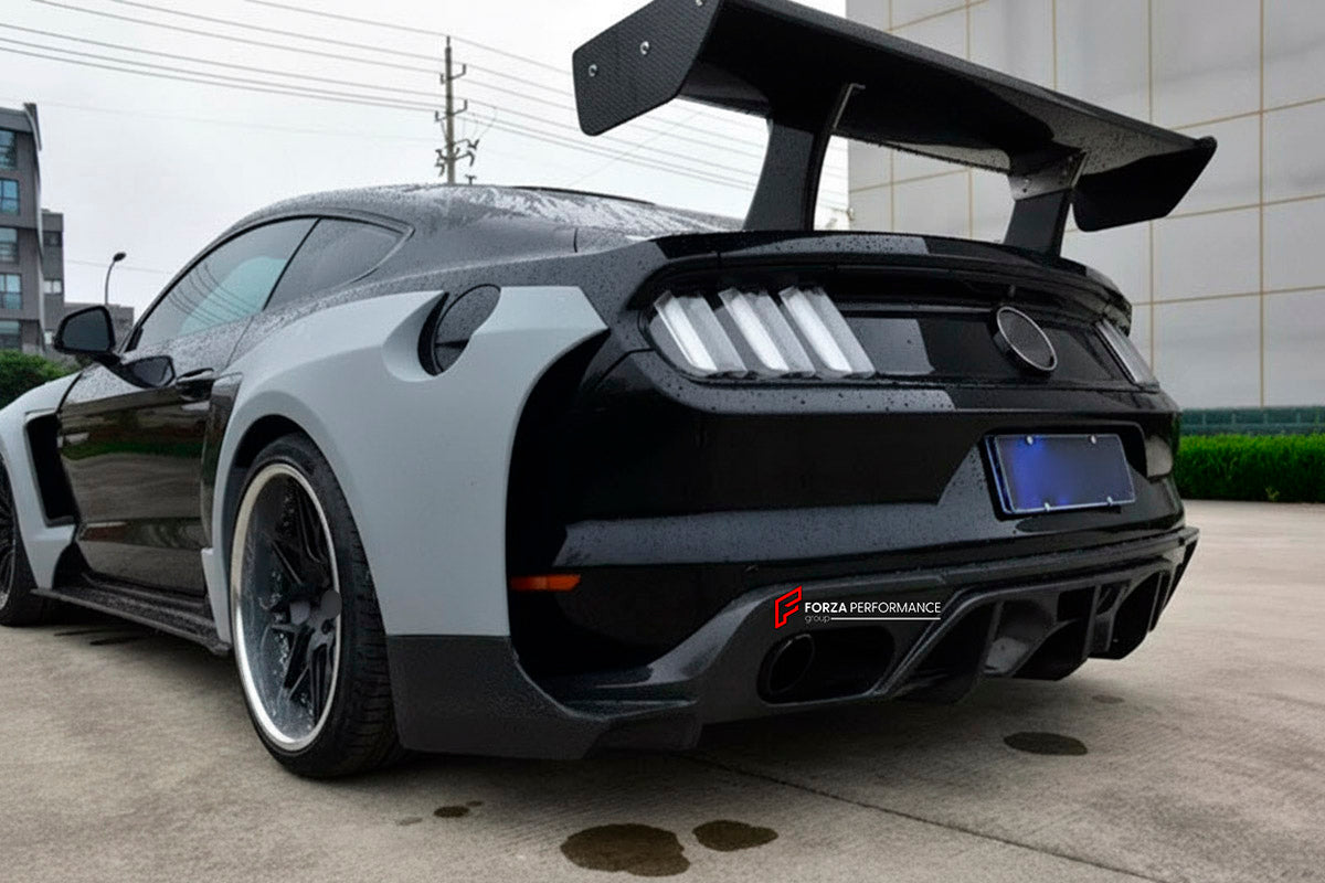 CARBON WIDE BODY KIT for FORD MUSTANG SHELBY GT500 III 2020 - 2023

Set Include:

Front Lip
Front Bumper
Hood Bonnet
Fenders
Side Skirts
GT Wing Spoiler
Rear Diffuser
Material: Carbon

Note: Professional installation is required.