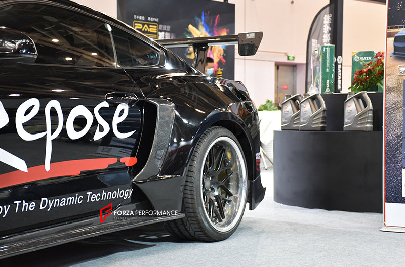 CARBON WIDE BODY KIT for FORD MUSTANG SHELBY GT500 III 2020 - 2023

Set Include:

Front Lip
Front Bumper
Hood Bonnet
Fenders
Side Skirts
GT Wing Spoiler
Rear Diffuser
Material: Carbon

Note: Professional installation is required.