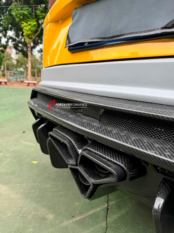 CARBON WIDE BODY KIT for LAMBORGHINI URUS 2018+

Set includes:

Front Lip
Front Bumper Assembly
Front Fenders
Fender Flares
Hood / Bonnet
Side Mirrors Cover
Side Skirts
Roof Spoiler
Rear Spoiler
Rear Bumper Assembly
Rear Diffuser
Exhaust Tips

Material: Fiberglass and dry carbon fiber.