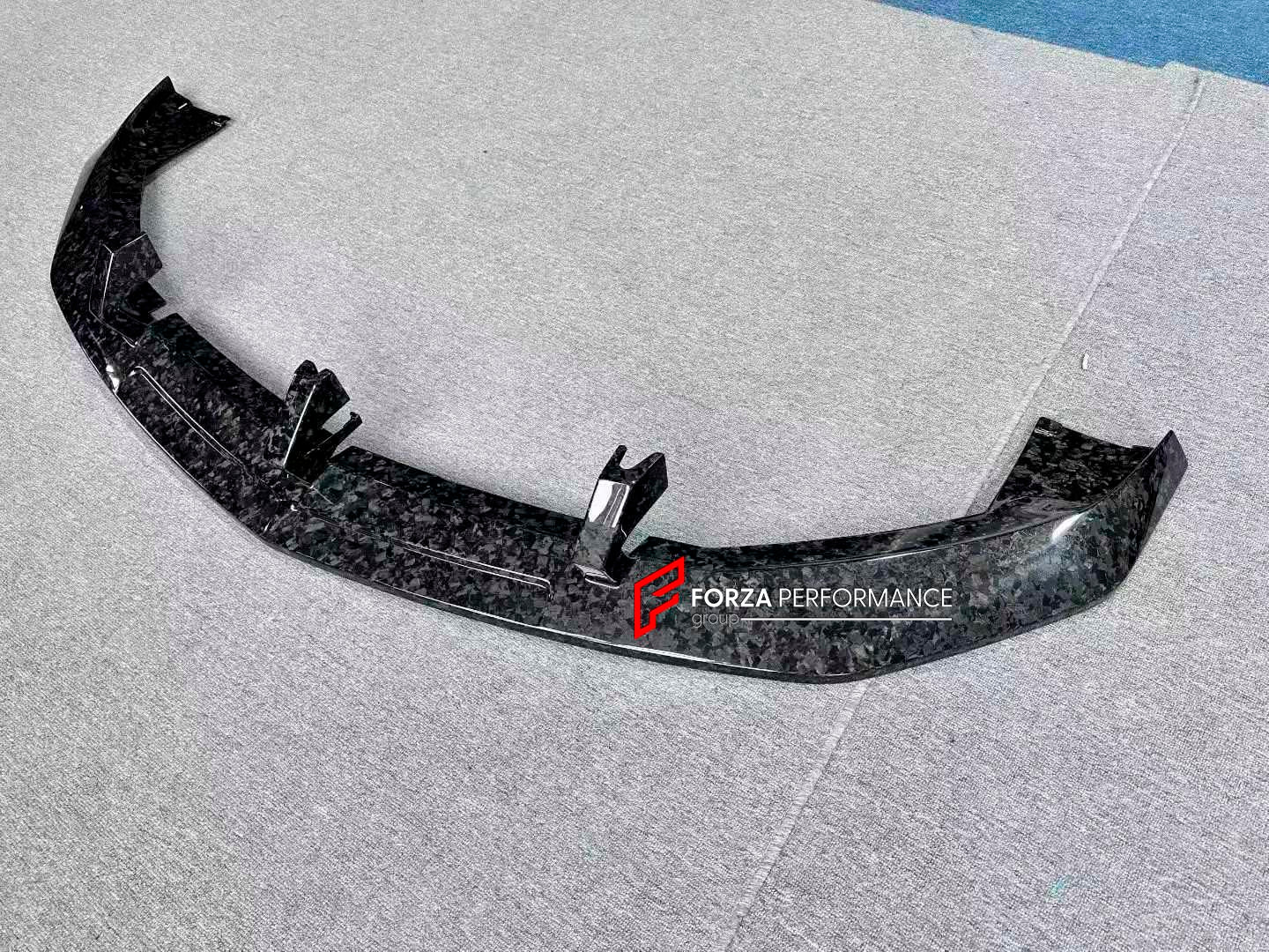 CARBON WIDE BODY KIT for LAMBORGHINI URUS SE FACELIFT 2025+ FORZA PERFORMANCE WD style kit