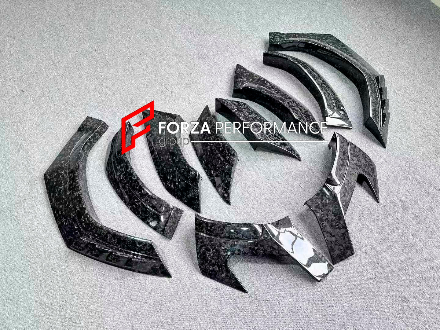 CARBON WIDE BODY KIT for LAMBORGHINI URUS SE FACELIFT 2025+ FORZA PERFORMANCE WD style kit