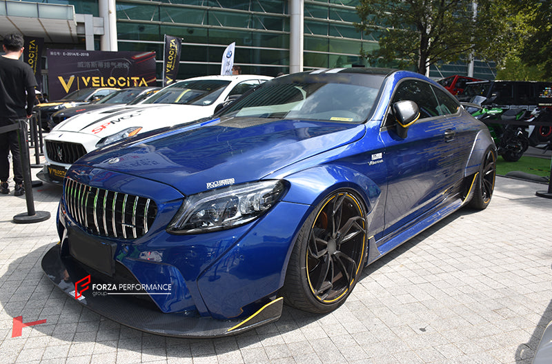 CARBON WIDE BODY KIT for MERCEDES BENZ C63 C205 W205 2016 - 2019

Set Include:

Front Lip
Front Bumper
Hood Bonnet
Fenders
Side Skirts
Rear Diffuser
Rear Spoiler
Rear Bumper
Material: Carbon

Note: Professional installation is required.