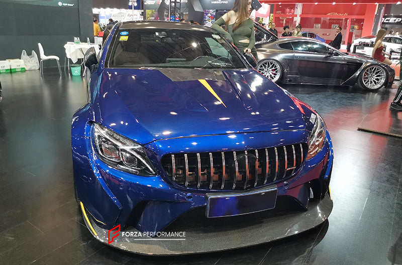 CARBON WIDE BODY KIT for MERCEDES BENZ C63 C205 W205 2016 - 2019

Set Include:

Front Lip
Front Bumper
Hood Bonnet
Fenders
Side Skirts
Rear Diffuser
Rear Spoiler
Rear Bumper
Material: Carbon

Note: Professional installation is required.