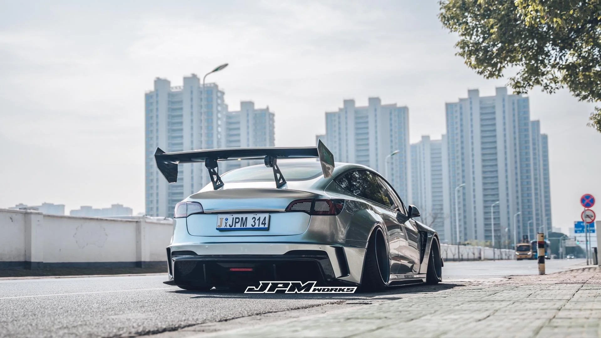 CARBON BODY KIT for TESLA MODEL 3 2017 - 2023

Set includes:

Front Lip
Front Bumper Assembly
Front Bumper Canards
Front Wide Fenders
Hood / Bonnet

Side Skirts

Rear Wide Fenders
Rear Spoiler (3 option)
Rear Bumper
Rear Diffuser

Material:&nbsp;Wet Carbon with Fiberglass

NOTE:&nbsp;Professional installation is required.

Why “Contact Us for Pricing”?

We don’t display fixed prices because our goal is to offer you the most competitive deal possible. Product costs often decrease over time, and by requesting