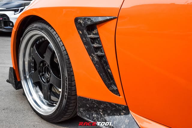 CARBON WIDE BODY KIT for TOYOTA GR86 SUBARU BRZ ZN8 2021+

Set includes:

Front Lip
Front Bumper Assembly

Hood / Bonnet
Replacement Wide Front Fenders
Side Skirts

Roof Scoop
Rear Window Trim
Rear Spoiler
Rear Wide Fenders
Rear Bumper
Rear Diffuser

Material:&nbsp;Wet Carbon with Fiberglass

NOTE:&nbsp;Professional installation is required. Cutting rear quarter panels is required.

Why “Contact Us for Pricing”?

We don’t display fixed prices because our goal is to offer you the most competitive deal possib